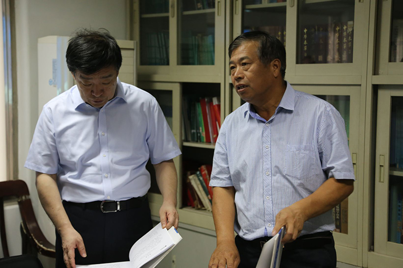 保定市委常委、紀(jì)委書記、監(jiān)委主任周省時來藥都制藥集團調(diào)研